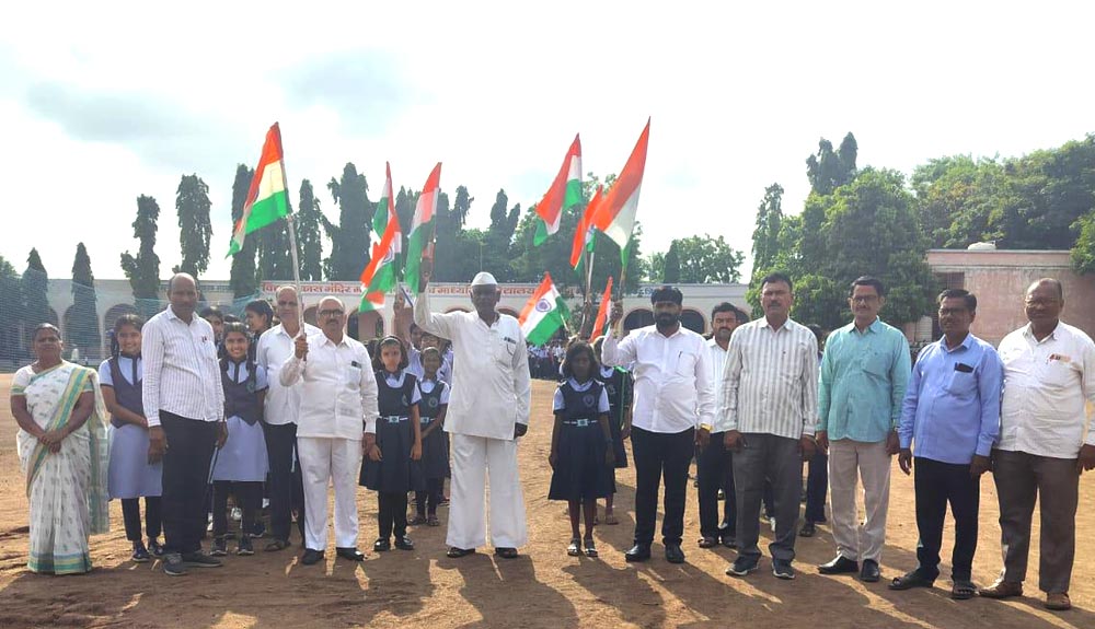 nimgaon-mahalungi-school