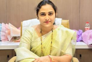 vrushali-navale-karegaon