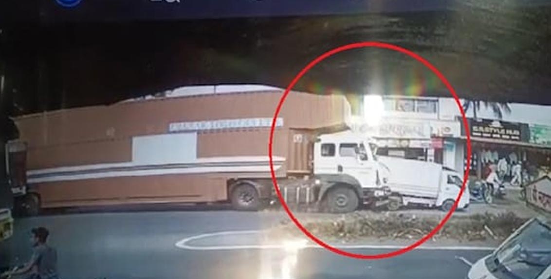 shikrapur-chakan-road-accid