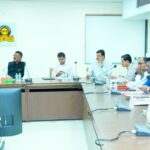 एसटीचा तोटा कमी करण्यासाठी ठोस उपाययोजना करण्याचे निर्देश; परिवहन मंत्री प्रताप सरनाईक 